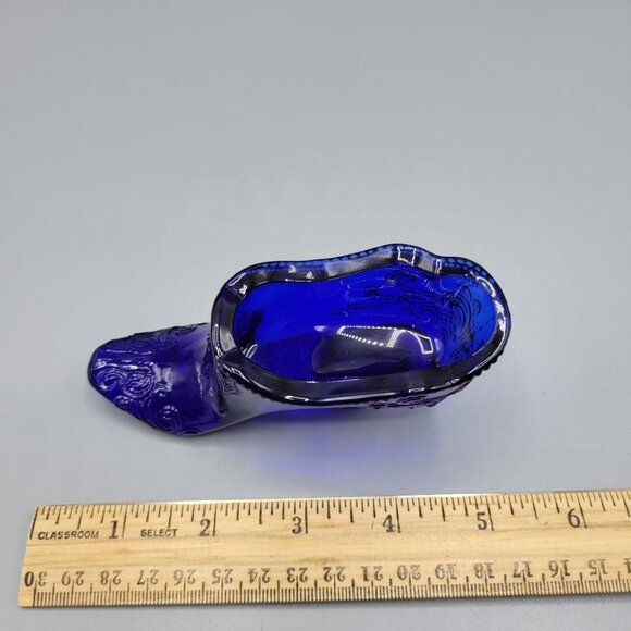Vintage Cobalt Blue Glass Shoe Figurine Scroll & Bow Detailing Collectible - Picture 13 of 13